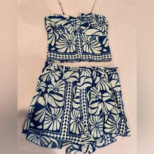 Floral Navy and Cream Set